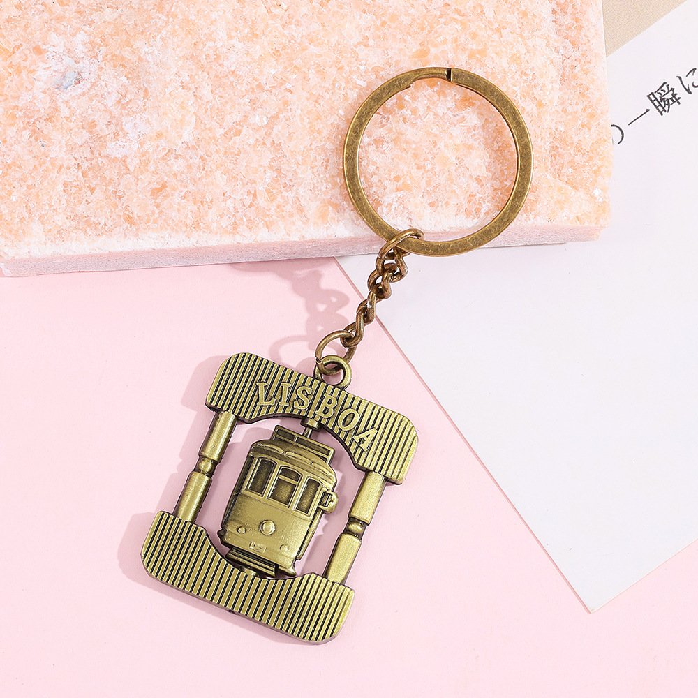 Vintage Item - Chaveiro de Metal com Design de